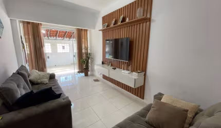 Casa á venda na Vila Assunção