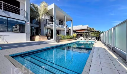Casa com 5 quartos à venda na Rua José Nazareno Coelho, 98, João Paulo, Florianópolis, 310 m2 por R$ 4.280.000