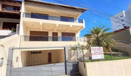 Casa com 5 quartos à venda na Rua Afonso Pena, 647, Estreito, Florianópolis, 380 m2 por R$ 1.750.000