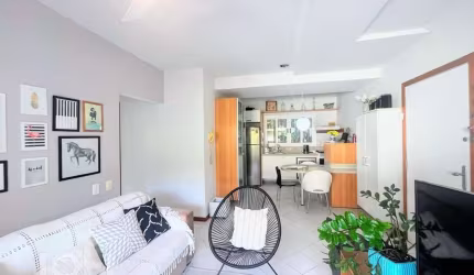 Apartamento com 3 quartos à venda na Rua Laurindo Januário da Silveira, 3203, Canto da Lagoa, Florianópolis, 114 m2 por R$ 1.350.000