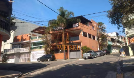 Lindo sobrado pronto para morar próximo do centro do Taboão, a metros do shopping Taboão, e já  com uma casa de locação com entrada separada
