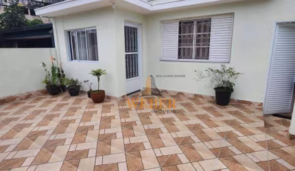 Casa com 3 dormitórios, 3 vagas, amplo quintal - Jardim Monte Alegre