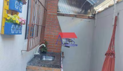 Sobrado com 2 dormitórios à venda, 57 m² por R$ 220.000,00 - Cidade Naútica - São Vicente/SP