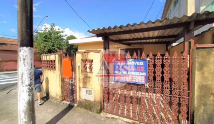 Casa com 2 dormitórios para alugar, 70 m² por R$ 3.500,00/mês - Vila Nova - Cubatão/SP