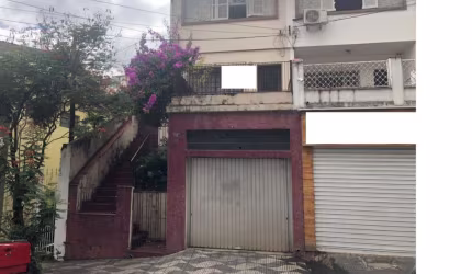 Sobrado para venda com 3 quartos, 150m²