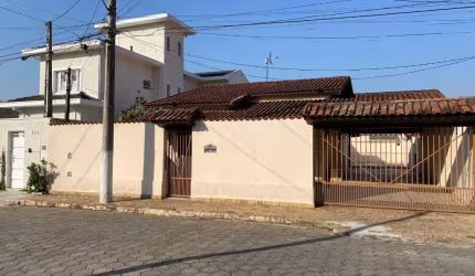 Casa Exuberante no Cooperi - Guaratinguetá SP