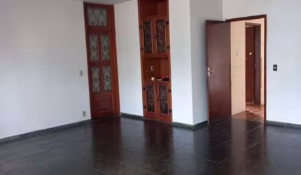 Apartamento - Padrão, para Venda em Uberlândia/MG