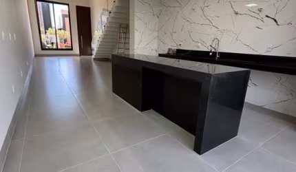 Casa - Sobrado em condomínio, para Venda em Uberlândia/MG