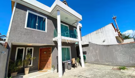 Casa à venda em Duque de Caxias, Vila São Luís, com 4 quartos, com 150 m²