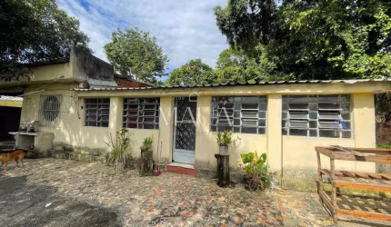 Casa à venda em Duque de Caxias, Olavo Bilac, com 2 quartos, com 100 m²