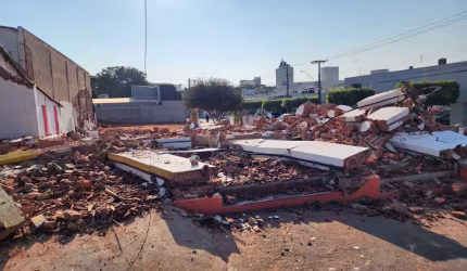 Terreno para Venda em Umuarama, Centro