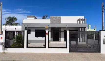 Casa à venda em Atlantida Sul
