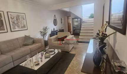 Sobrado com 3 dormitórios à venda, 300m² - Bairro Campestre - Santo André/SP