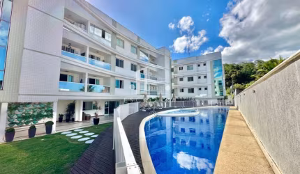Cobertura de luxo à venda em Costazul, Rio das Ostras-RJ: 4 quartos, 3 suítes, 4 banheiros, 1 vaga, 142m².