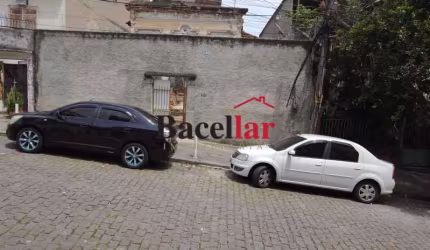 Casa com 3 quartos à venda na Rua Paes de Andrade, Sampaio, Rio de Janeiro, 214 m2 por R$ 320.000