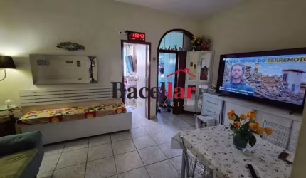 Apartamento com 2 quartos à venda na Rua Frei Caneca, Centro, Rio de Janeiro, 55 m2 por R$ 280.000