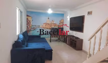 Casa em condomínio fechado com 4 quartos à venda na Rua Jorge Maurício Chometon, Piedade, Rio de Janeiro, 329 m2 por R$ 650.000