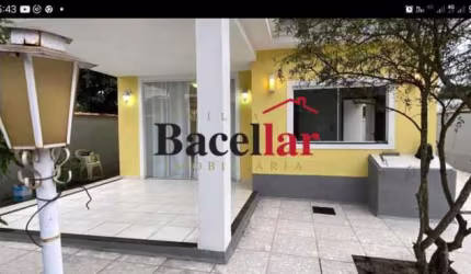Casa com 3 quartos à venda na Praça Lahire de Abreu, Guaratiba, Rio de Janeiro, 173 m2 por R$ 430.000