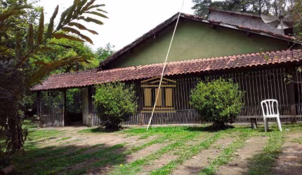 Chácara com 4 quartos à venda, 8000 m² por R$ 750.000 - Freitas - São José dos Campos/SP