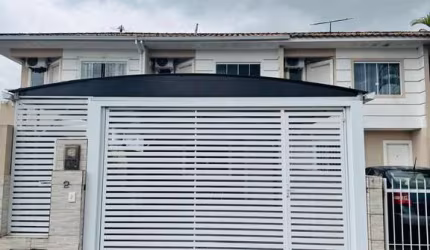 Sobrado à venda em Forquilhas, São José