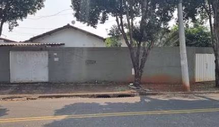 Casa com 6 dormitórios à venda, 204 m² por R$ 650.000,00 - Monte Alegre  - Paulínia/SP