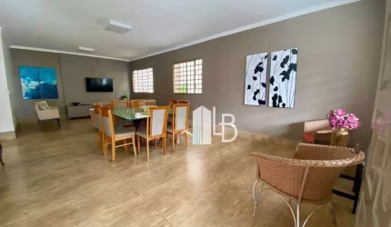 Casa com 3 dormitórios à venda, 187 m² por R$ 830.000,00 - Patrimônio - Uberlândia/MG