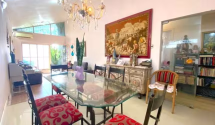 Casa com 3 quartos à venda na Rua Lola de Oliveira, 70, Parque Santa Fé, Porto Alegre por R$ 584.900