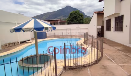 Casa na Ilha dos Araújos.