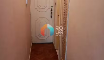 Flamengo, 1 Quarto, Sala, Cozinha, Repleto de Armários, Andar Alto, Silencioso, Portaria 24 horas,