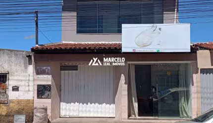 Casa à Venda em Vitória da Conquista: 5 Dormitórios, 02 Suites - R$430.000,00