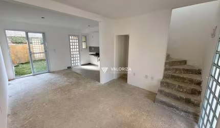 Casa com 2 dormitórios à venda, 67 m² por R$ 390.000,00 - Condomínio Villa Flora - Votorantim/SP