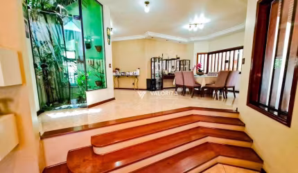 Casa com 3 quartos, sendo 1 suíte com closet à venda, 259 m² por R$ 1.150.000 - Vila Trujillo - Sorocaba/SP