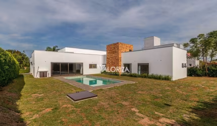 Casa com 3 dormitórios à venda, 334 m² por R$ 5.500.000,00 - Condomínio Residencial Lago Azul Golf Club - Araçoiaba da Serra/SP