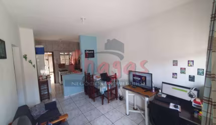 VENDE-SE | CASA EM CONDOMÍNIO FECHADO | MARTIM DE SÁ.