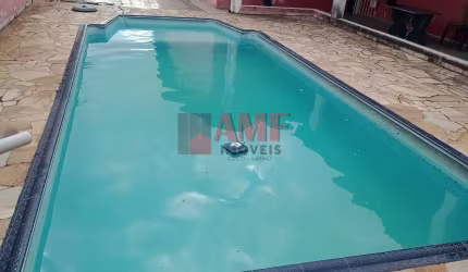 Sobrado à 200 metros da Praia do Tupy em Itanhaém