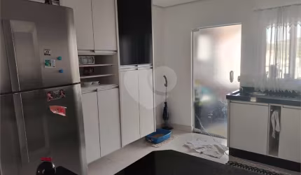 Casa térrea com 4 quartos à venda em Vila Esperança - SP