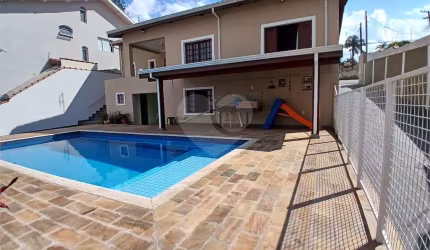 Casa com 5 quartos à venda em Vila Santista - SP