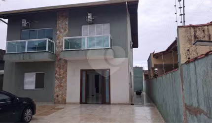 Sobrado com 4 quartos à venda em Cidade Nova Peruíbe - SP