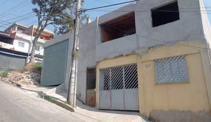 Sobrado com 3 dormitórios à venda por R$ 450.000,00 - Cidade Soberana - Guarulhos/SP
