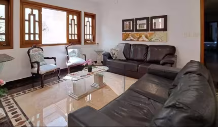 Casa com 3 quartos à venda na Rua Felippo Roveri, 38, Barcelona, São Caetano do Sul, 417 m2 por R$ 1.650.000