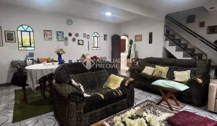 Casa com 3 quartos à venda na Rua Altino Silva, 97, Parque Casa de Pedra, São Paulo, 280 m2 por R$ 850.000