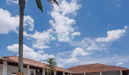 Casa linear com 5 suítes à venda no Condomínio Bosque do Lago - R$ 1.550.000,00
