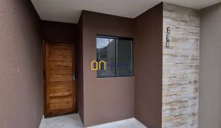 Casa com 2 quartos à venda na Mauro Martins de Freitas, 58, Tatuquara, Curitiba por R$ 230.000