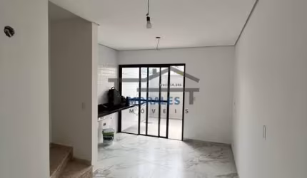 Sobrados NOVOS - com área útil de 81m² sendo 2 Suítes e 1 Vaga