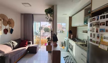 Apartamento com 3 quartos para alugar na Rua Paes Leme, --, Jardim América, Londrina por R$ 1.850