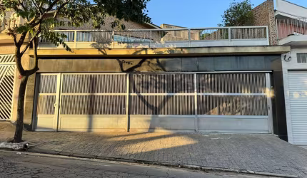 Casa - Padrão, para Venda em São Paulo/SP