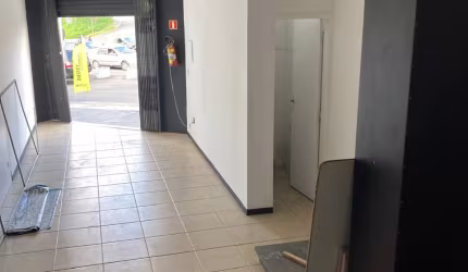 Sala comercial para locação em Colombo