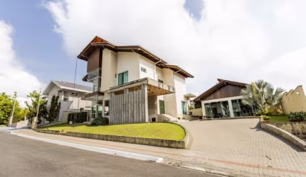 Casa em condomínio fechado com 4 quartos à venda na Flamboiant lote 234 e 235, 389, Itoupava Central, Blumenau, 377 m2 por R$ 2.200.000
