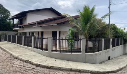 Casa com 4 quartos à venda na Rua Mediterrâneo, 111, Itoupava Norte, Blumenau, 240 m2 por R$ 960.000