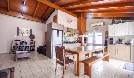 Cobertura com 4 quartos à venda na Rua Amazonas, 2960, Garcia, Blumenau, 209 m2 por R$ 1.115.000